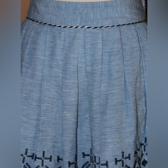 42- Anthropologie Odille Embroidered Linen blend Skirt - Picture 3 of 6